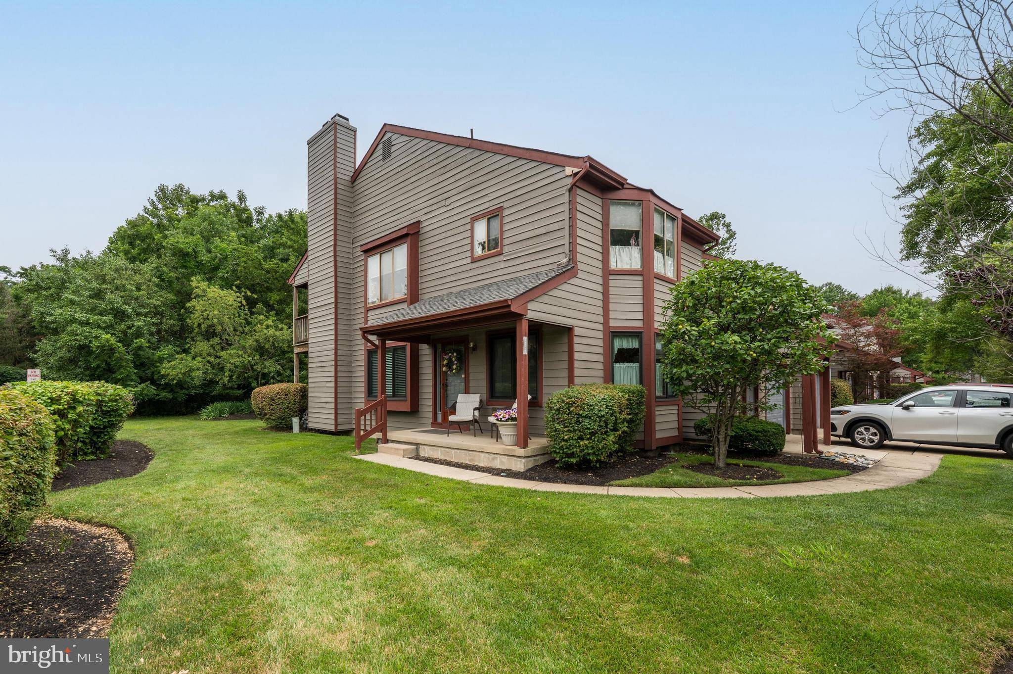4107-A CHADBURY RD, Mount Laurel, NJ 08054