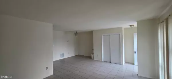 Hightstown, NJ 08520,237 PROBASCO RD