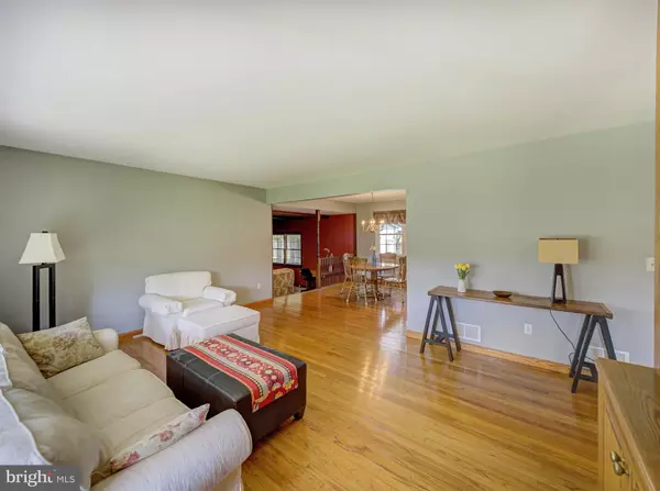 Flemington, NJ 08822,4 ESTELLA DR