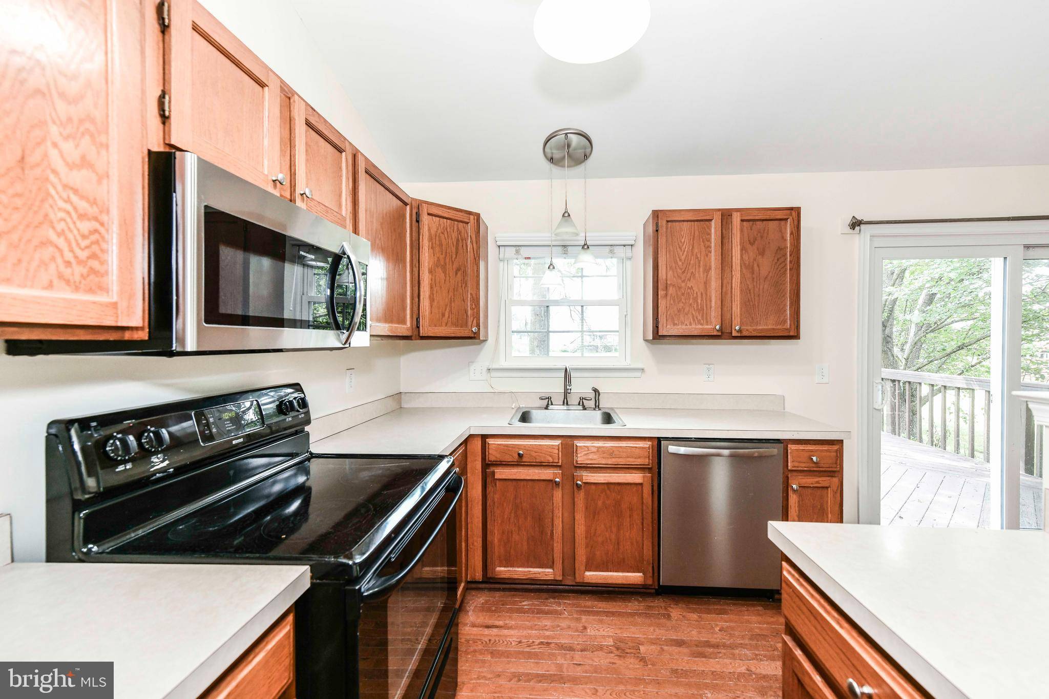 Manassas, VA 20110,10135 FOREST HILL CIR