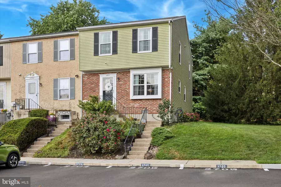 2705 NAVAJO PATH, Ambler, PA 19002