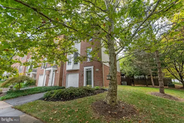 Fairfax, VA 22030,4273 UPPER PARK DR