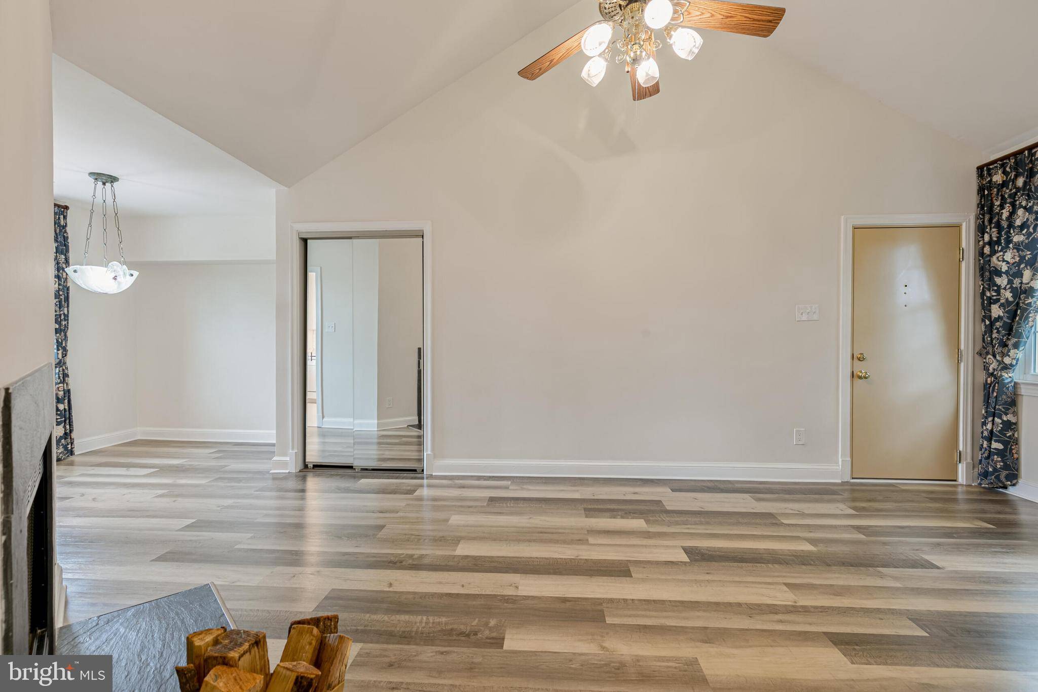Arlington, VA 22201,2807 ARLINGTON BLVD #301