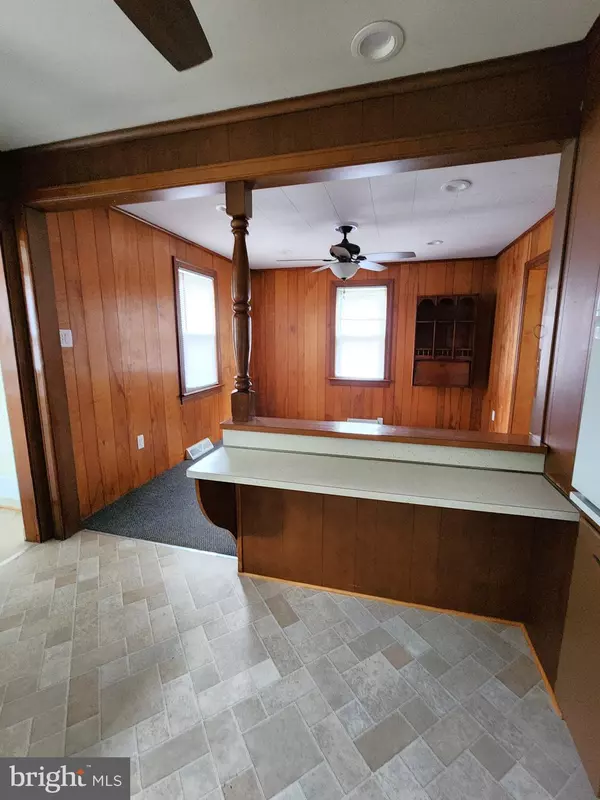 Laurel, DE 19956,28559 SEAFORD RD
