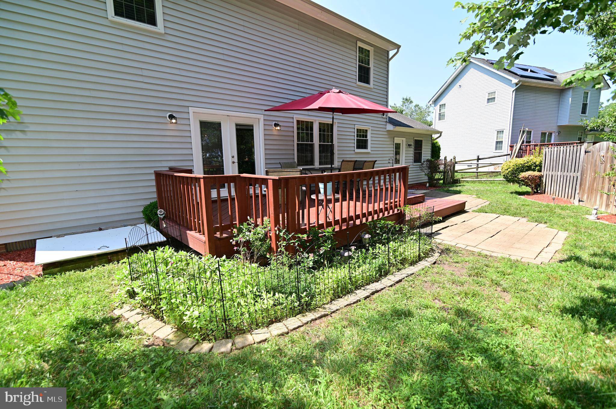 Waldorf, MD 20603,6404 COPPERHEAD CT