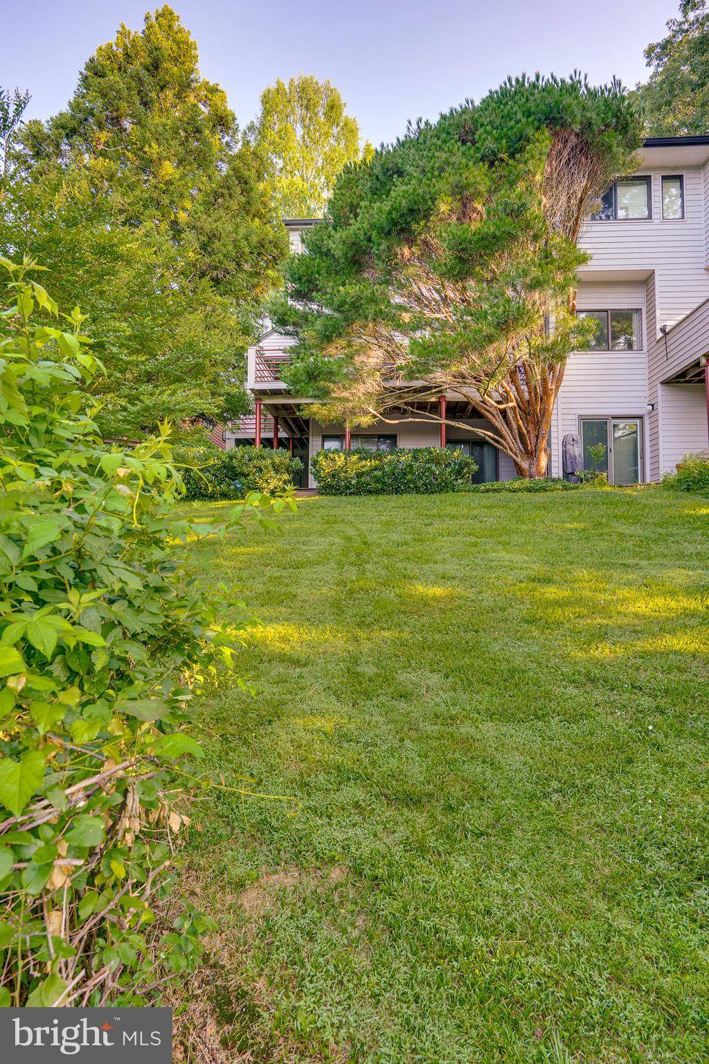 Reston, VA 20191,2148 S BAY LN