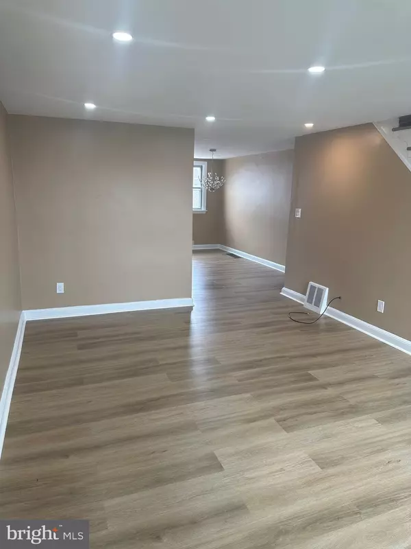 Philadelphia, PA 19151,1848 N 76TH ST