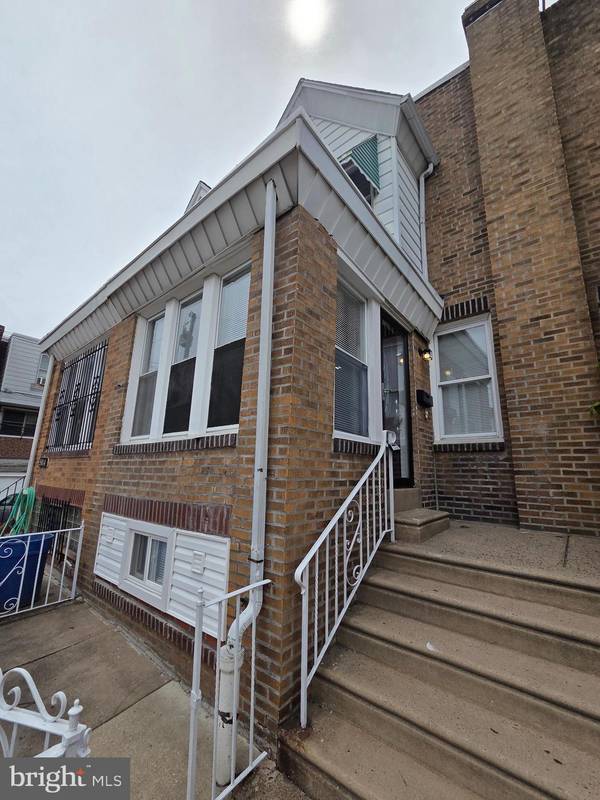 Philadelphia, PA 19120,5816 N HOPE ST