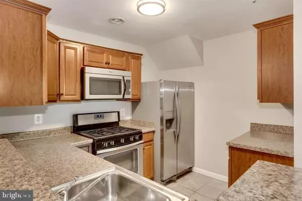 Woodbridge, VA 22191,1031 GARDENVIEW LOOP