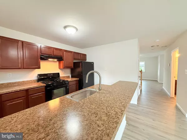 Millville, NJ 08332,11 WHITAKER COURT