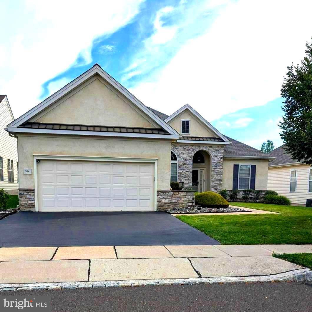 934 NATHANIEL TRL, Warwick, PA 18974