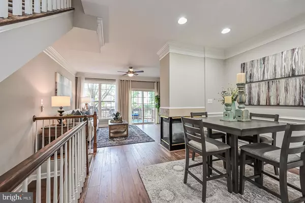 Fairfax, VA 22030,4142 TIMBER LOG WAY