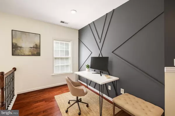 Annapolis, MD 21401,730 CRISFIELD WAY