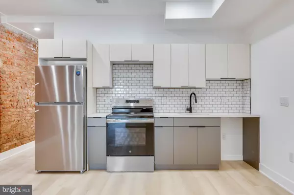 Philadelphia, PA 19143,6027 DELANCEY ST #A