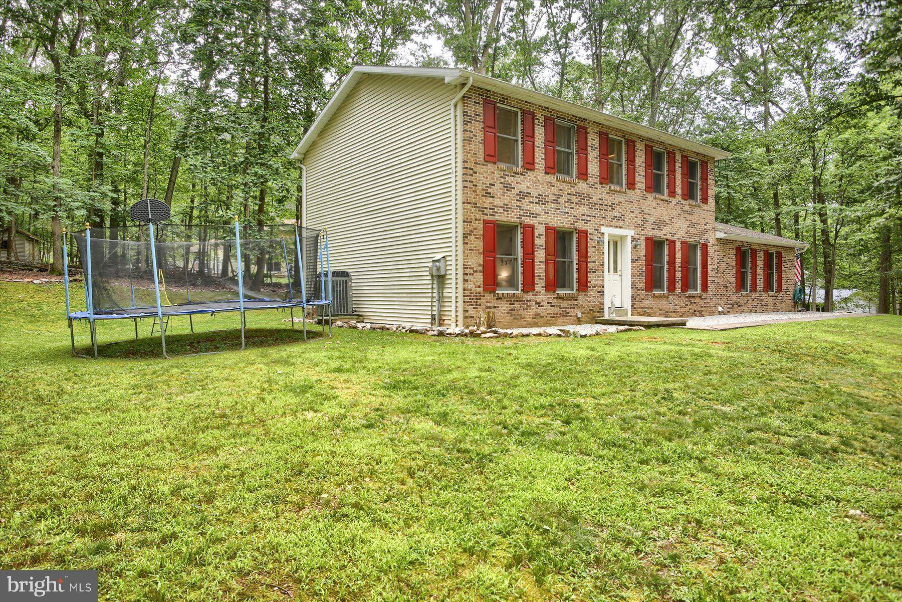 Boiling Springs, PA 17007,601 SPRING LN