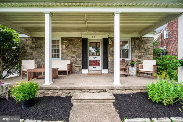 Springfield, PA 19064,924 WEST AVE