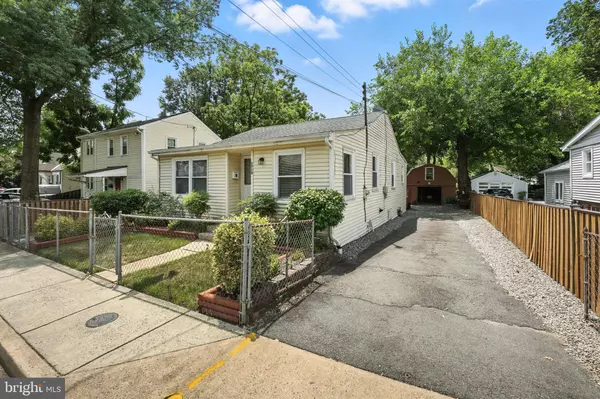 Arlington, VA 22204,1710 S MONROE ST