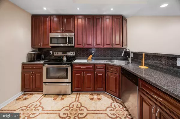 Philadelphia, PA 19126,1837 73RD AVE