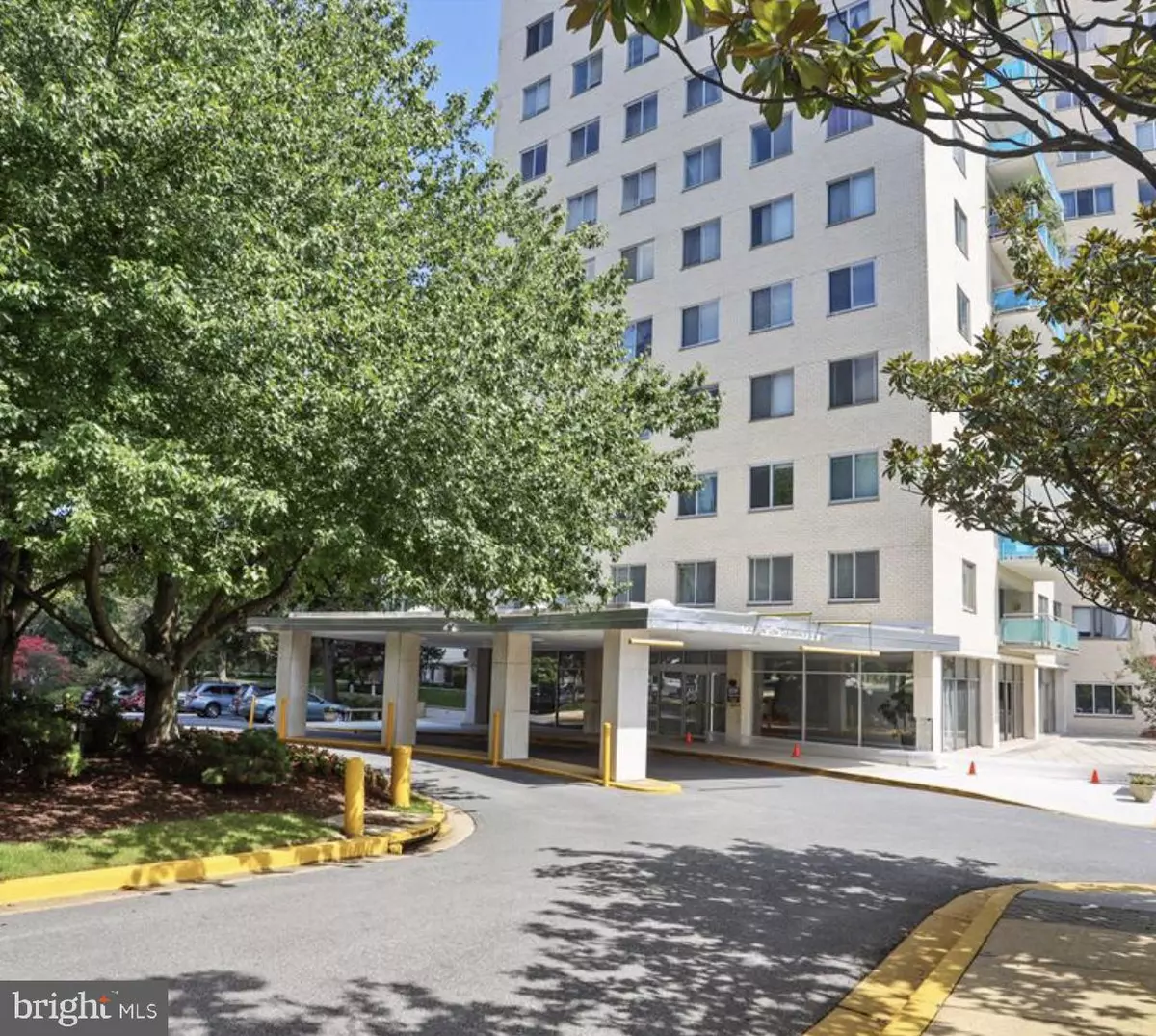 Rockville, MD 20852,10201 GROSVENOR PL #1518