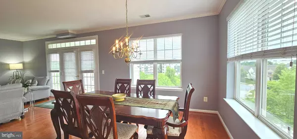 Laurel, MD 20707,13501 BELLE CHASSE BLVD #414