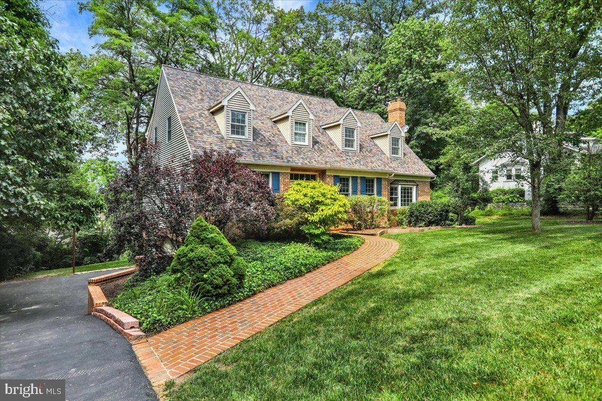 Wyomissing Hills, PA 19609,61 GRANDVIEW