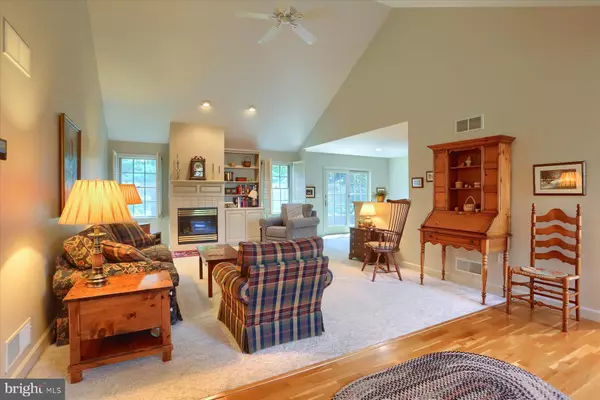 Mechanicsburg, PA 17050,960 WOODLEY DR