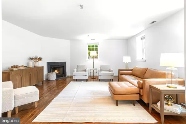 104 WOODSIDE RD #A-103, Haverford, PA 19041