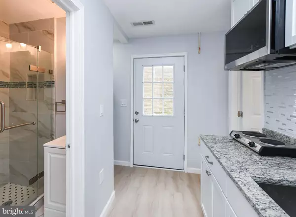 Washington, DC 20019,5016 IVORY WALTERS LN SE