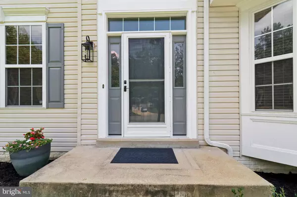 White Plains, MD 20695,7828 GLASTENBURY CT