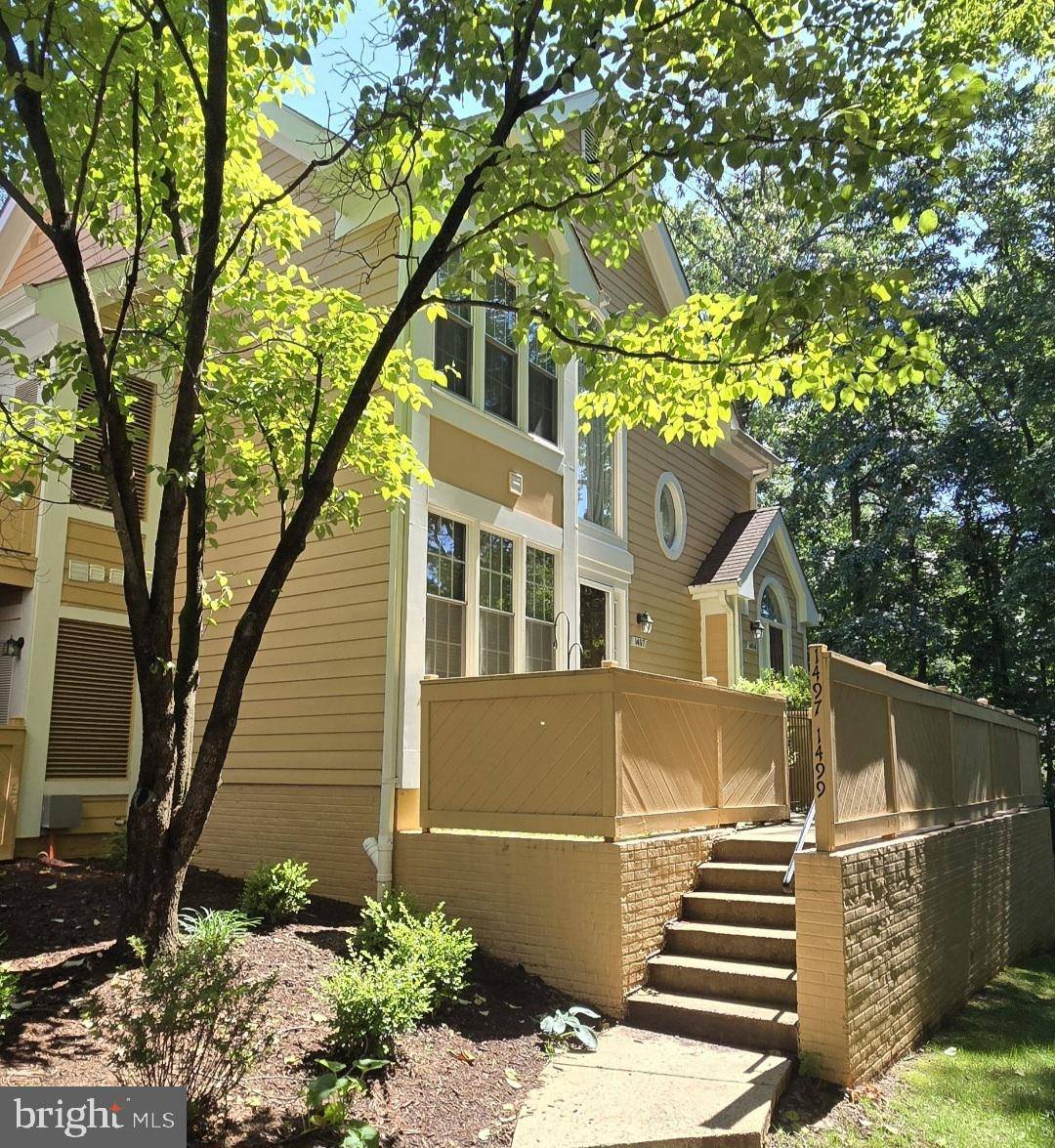 1497 CHURCH HILL PL, Reston, VA 20194
