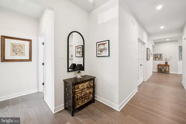 Moorestown, NJ 08057,304 HIDDEN ACRES LN