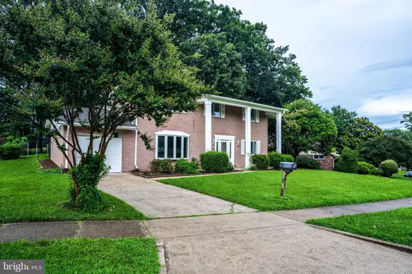 Springfield, VA 22152,6907 BARNACK DR