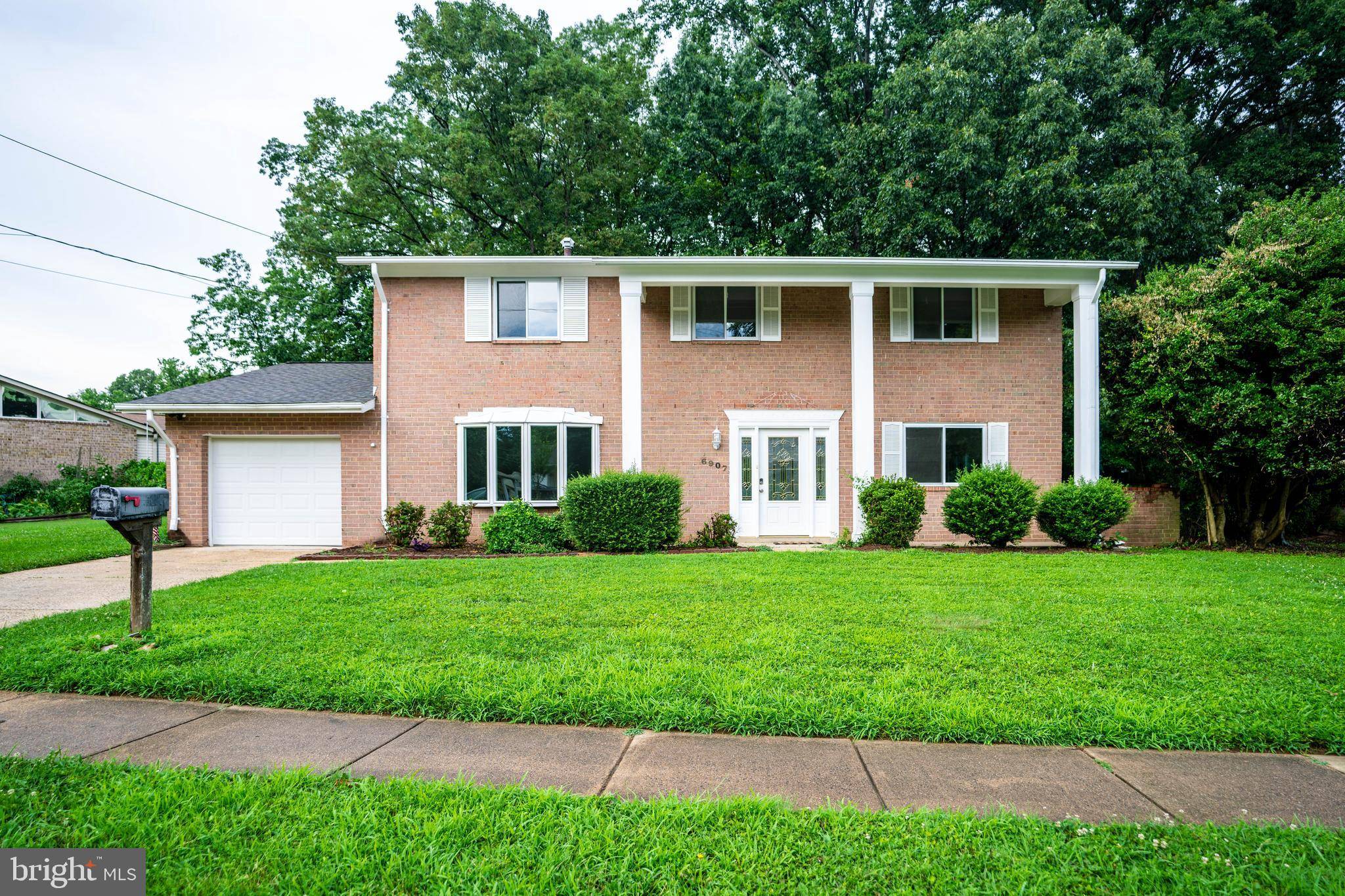 6907 BARNACK DR, Springfield, VA 22152