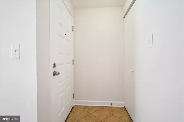 Germantown, MD 20874,18210 CHALET DR #1-51