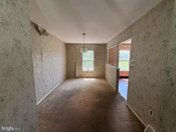 Philadelphia, PA 19153,8104 LINDBERGH BLVD