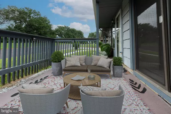 West Deptford, NJ 08066,80 CEDARWOOD CT #80