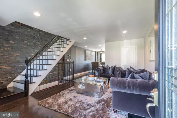 Folcroft, PA 19032,22 KING AVE