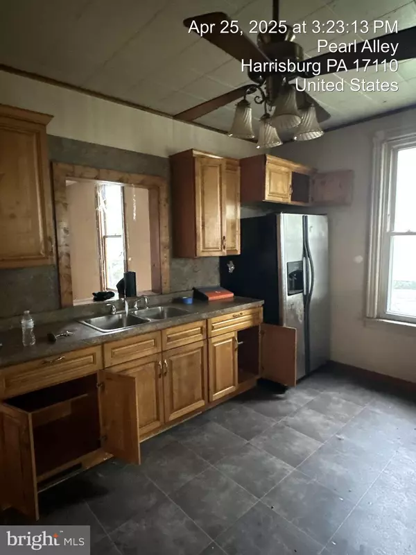 Harrisburg, PA 17110,3863 N 6TH ST