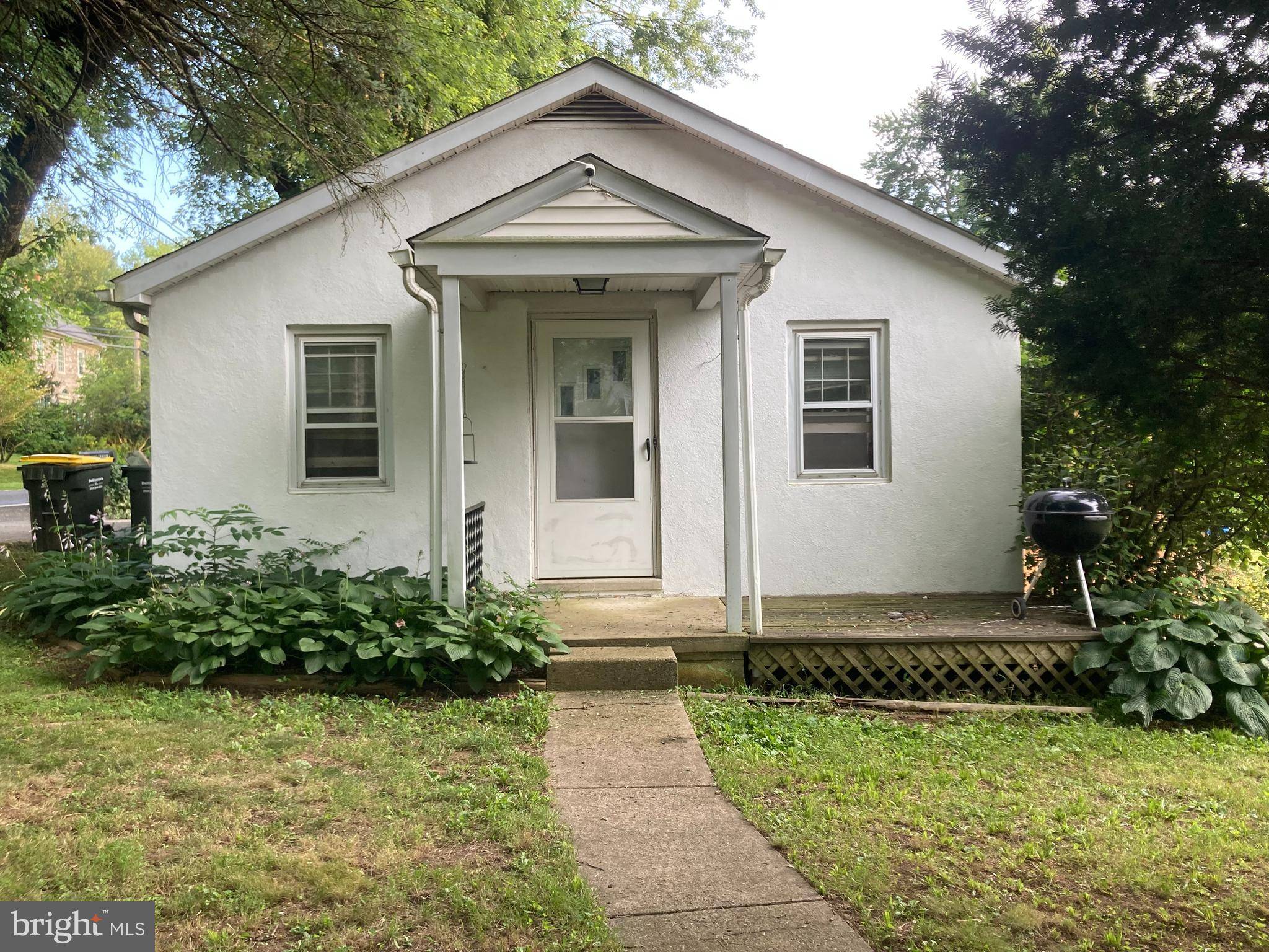 Riegelsville, PA 18077,5984 ROUTE #412