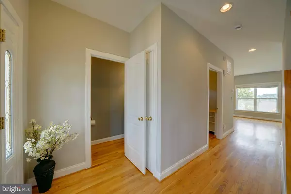 Baltimore, MD 21227,1822 WOODSIDE AVE
