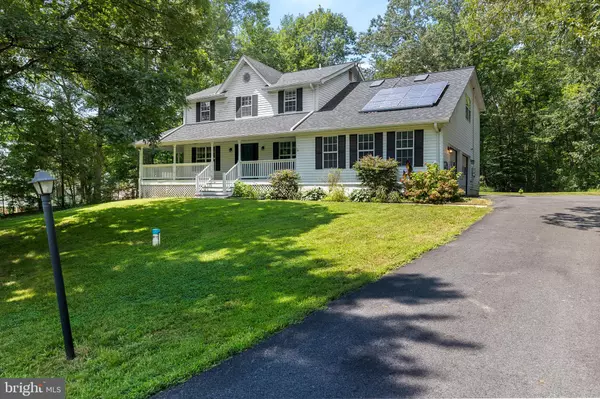 8992 HILLARY CT, La Plata, MD 20646