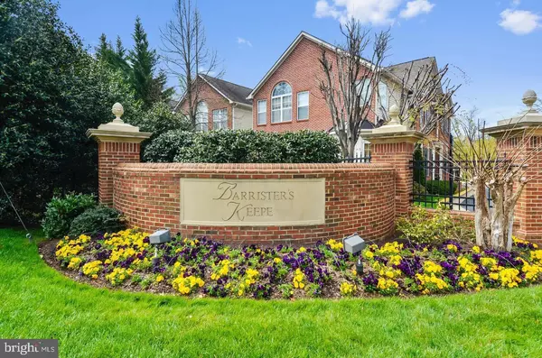 Fairfax, VA 22031,3486 BARRISTERS KEEPE CIR