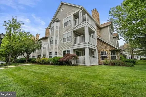 5636 WILLOUGHBY NEWTON DR #35, Centreville, VA 20120