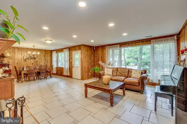 109 MOHAWK TRL, Medford Lakes, NJ 08055