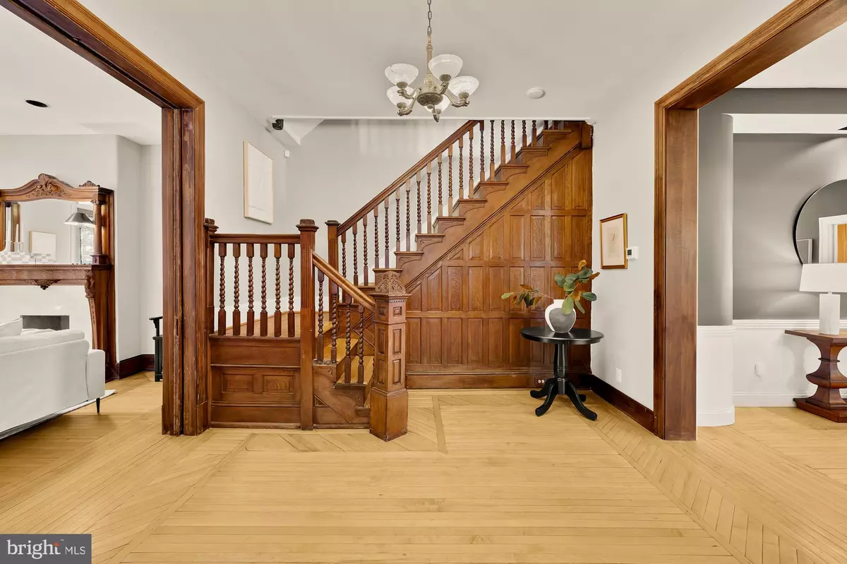 Washington, DC 20001,100 W ST NW