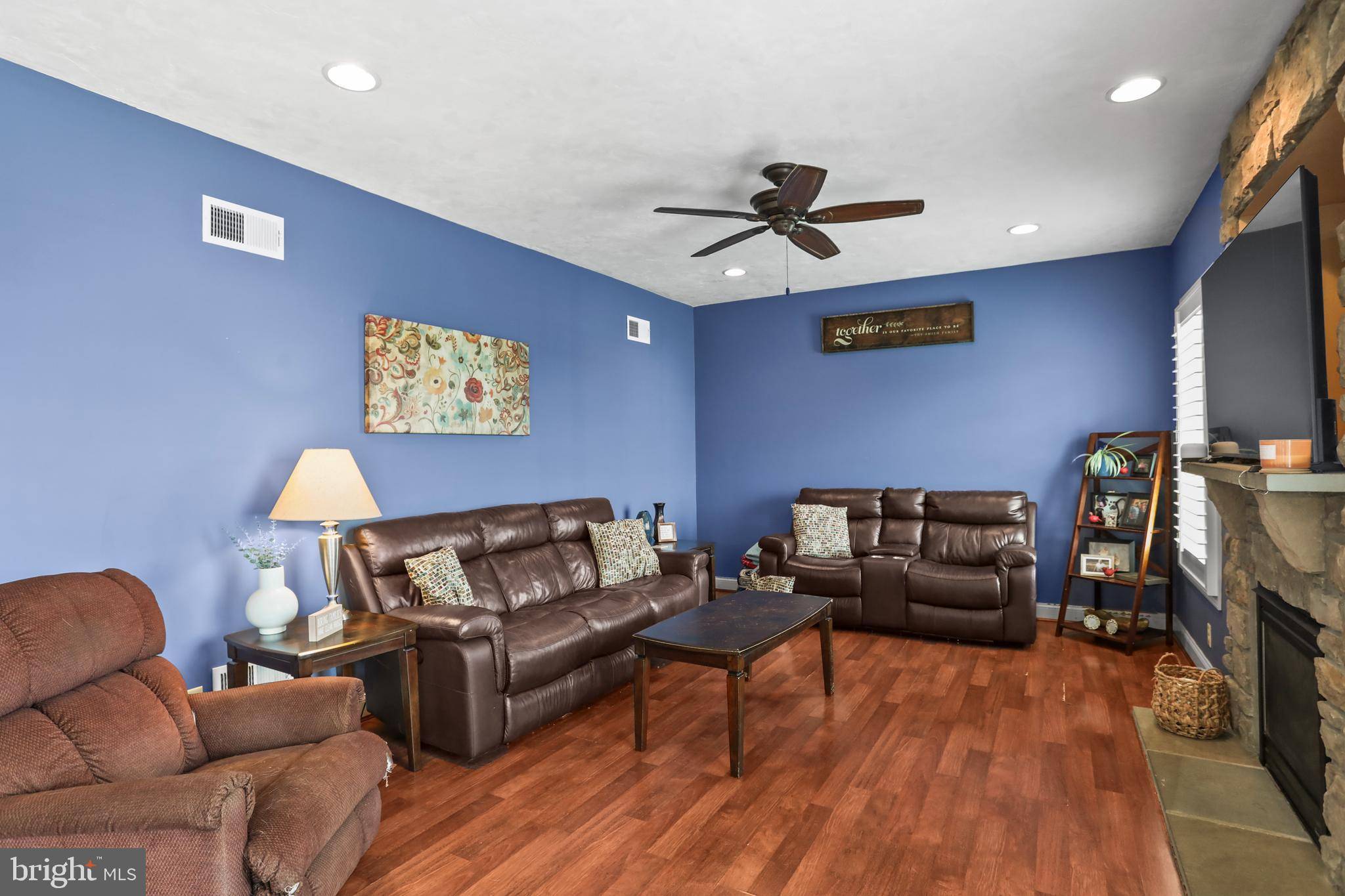Hanover, PA 17331,2 MARTINS RIDGE DR