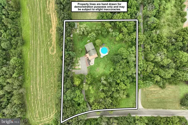 Manchester, PA 17345,85 ROOSTER LN