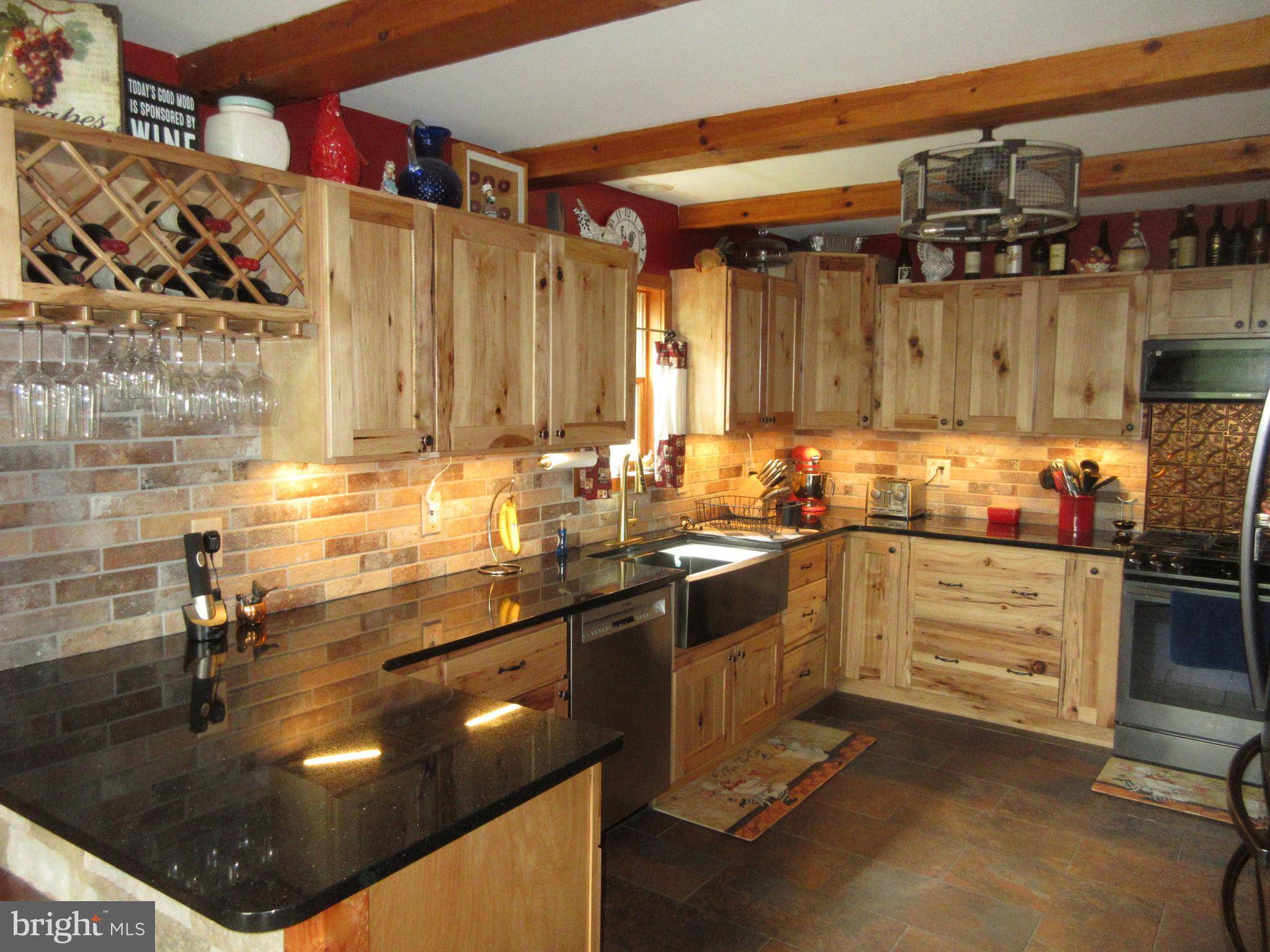 Manchester, PA 17345,85 ROOSTER LN
