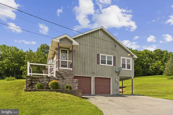 Coplay, PA 18037,4661 HILLSIDE RD