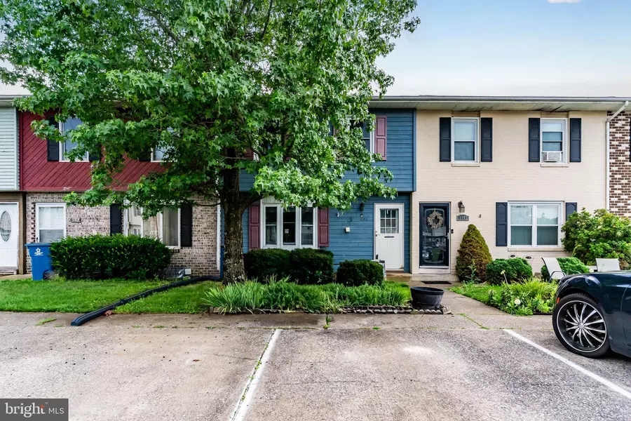 1145 PHEASANT DR N, Carlisle, PA 17013